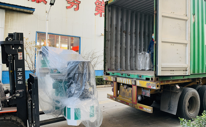 生物质草莓视频污下载APP污发货