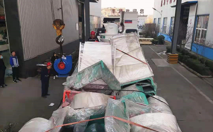 草莓视频污下载APP污生产线装车完成
