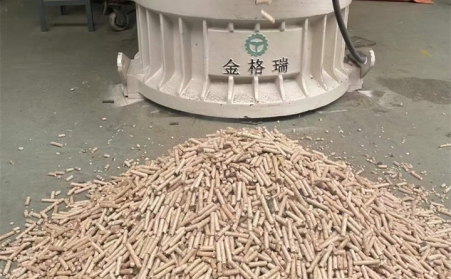 很多人还是不解为什么要使用生物质草莓视频污下载APP污加工的颗粒燃料